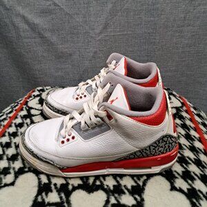 Nike Air Jordan 3 Retro Fire Red Kids Sneakers “DM0967-160” SIZE 6.5 Y